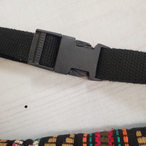 Forever 21 Embroidered Fanny Pack Belt Bag Black Tan Multi - Picture 12 of 13